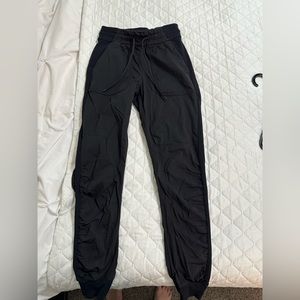 Lululemon joggers